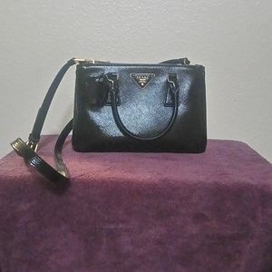 PRADA MILANO DOUBLE ZIP EXCLUSIVE TOT